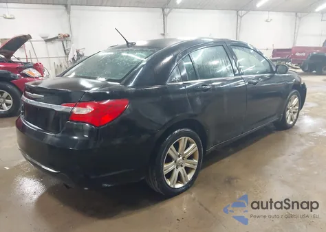2013 Chrysler 200 Touring из США, поврежденный, VIN 1C3CCBBB3DN539112